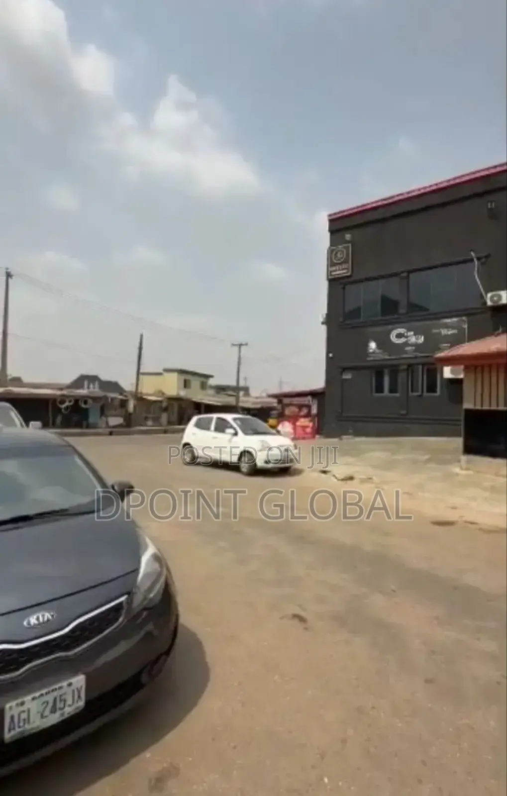 Lounge With Club and Rooms in Agege in Agege