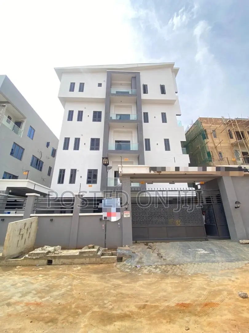 2bdrm Apartment in Admiralty, Lekki Phase 1 for sale in Lekki Phase 1