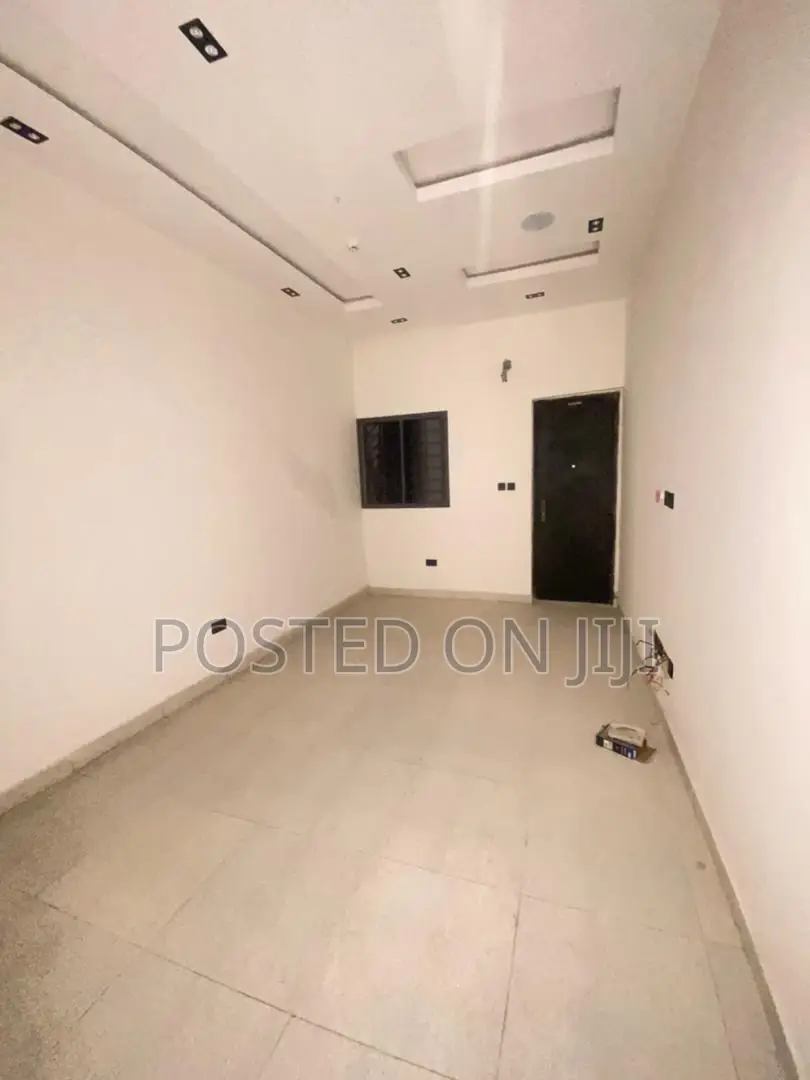2bdrm Apartment in Admiralty, Lekki Phase 1 for sale in Lekki Phase 1