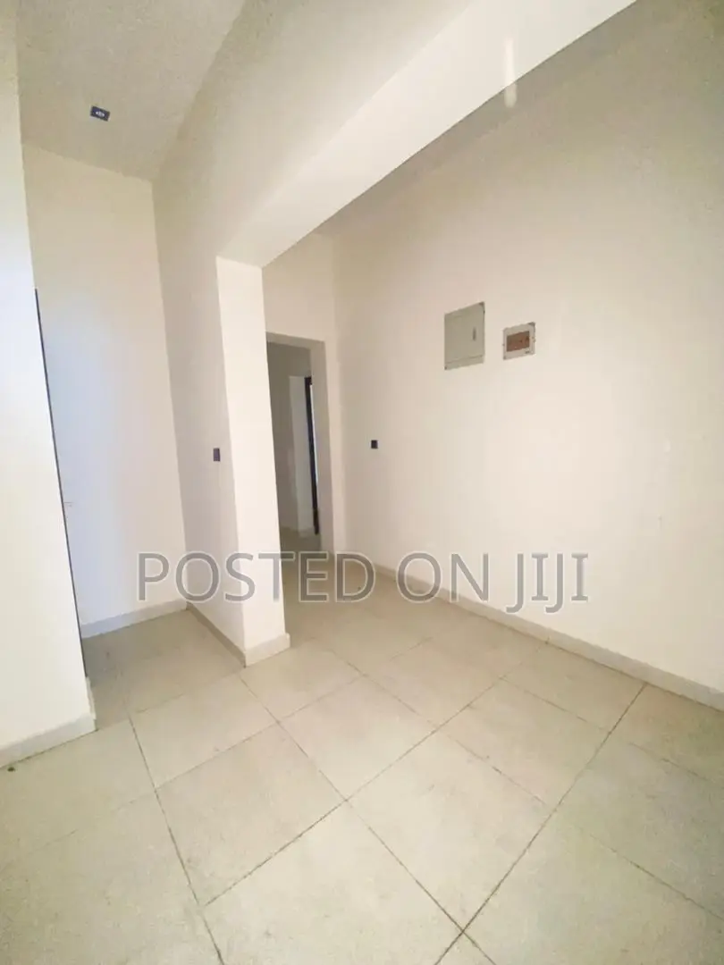 2bdrm Apartment in Admiralty, Lekki Phase 1 for sale in Lekki Phase 1