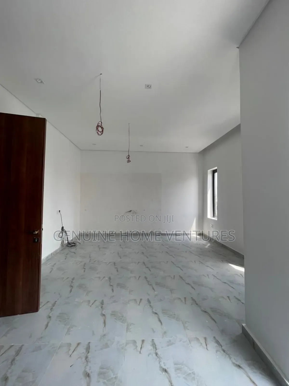 4bdrm Duplex in Lekki Phase 1 for sale in Lekki Phase 1