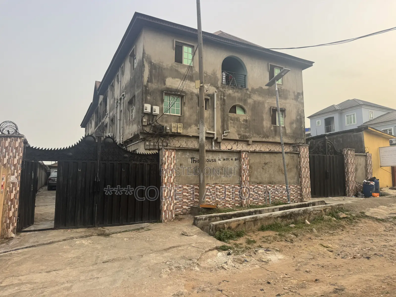 Furnished 11bdrm House in Do, Oke-Ira / Ogba for sale in Oke-Ira / Ogba