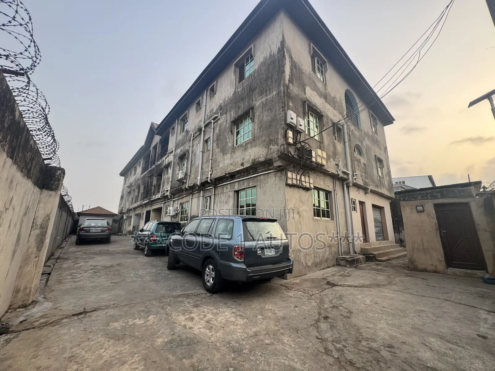Furnished 11bdrm House in Do, Oke-Ira / Ogba for sale in Oke-Ira / Ogba