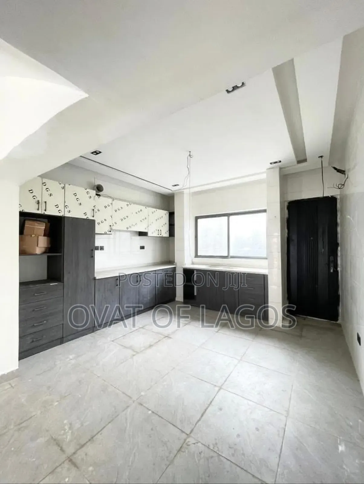 4bdrm Duplex in Ikate for sale in Ikate
