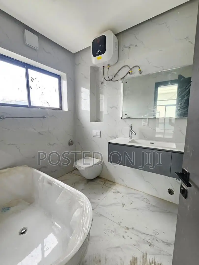 4bdrm Duplex in Ikoyi Lagos, Lekki Phase 2 for sale in Lekki Phase 2