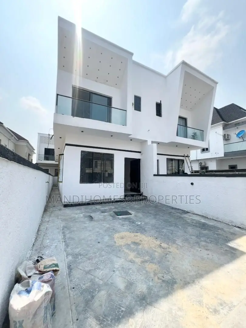 4bdrm Duplex in Lekki for sale in Lekki