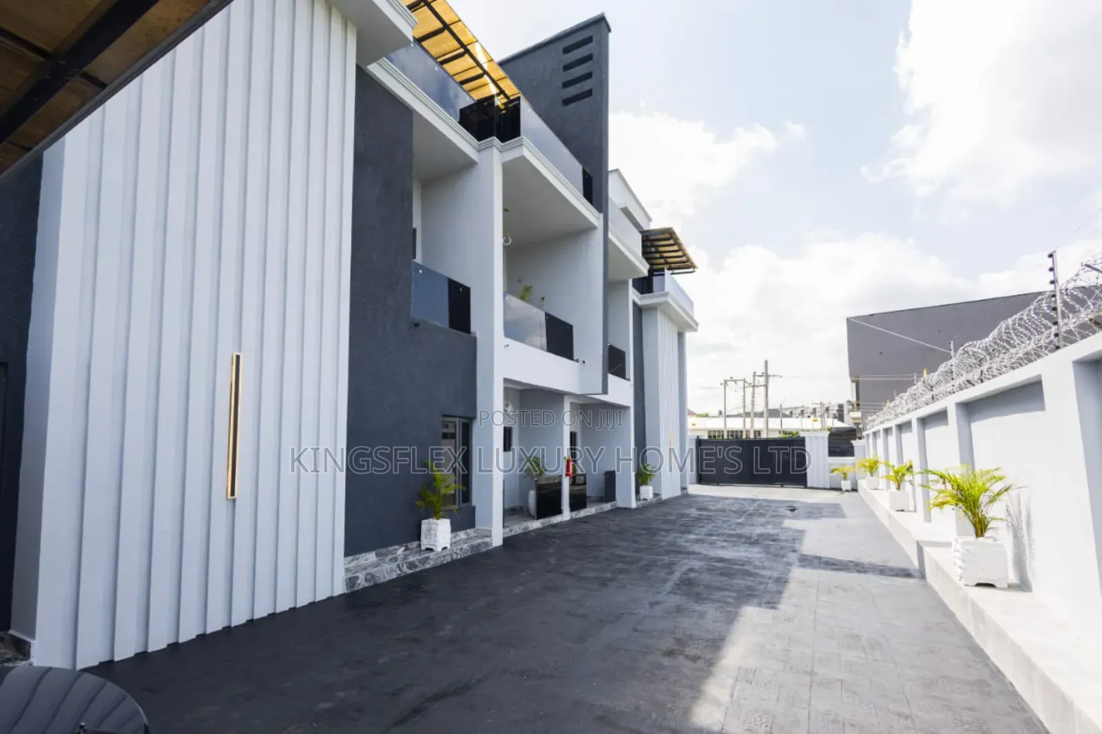 4bdrm Duplex in Jahi for sale in Jahi