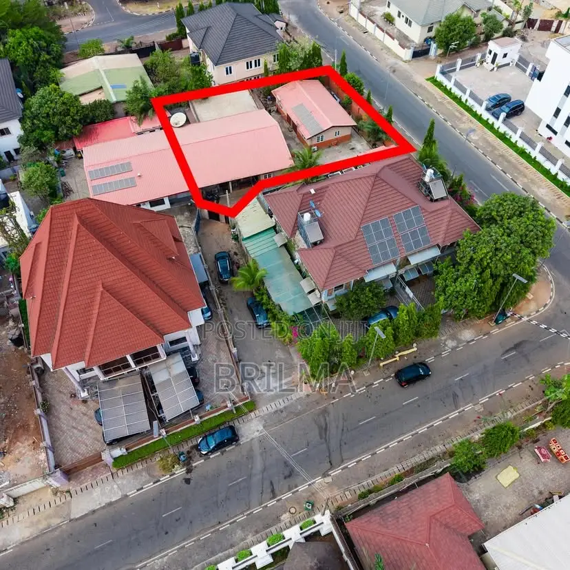 (Land)3 Units of Selfcon, 3 Units of 1bed, 1 Unit of 2bed in Wuse Zone in Wuse