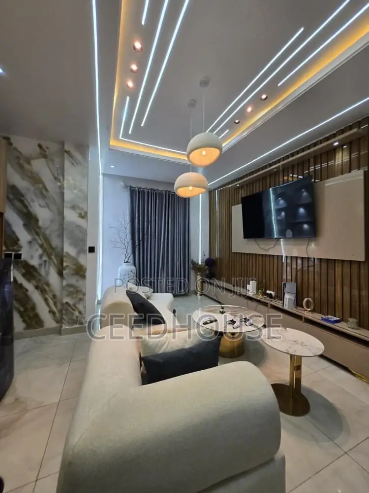 Newly Launched 1 Bedroom Apartment With Swimming Pool and Ps5 in Lekki Phase 1