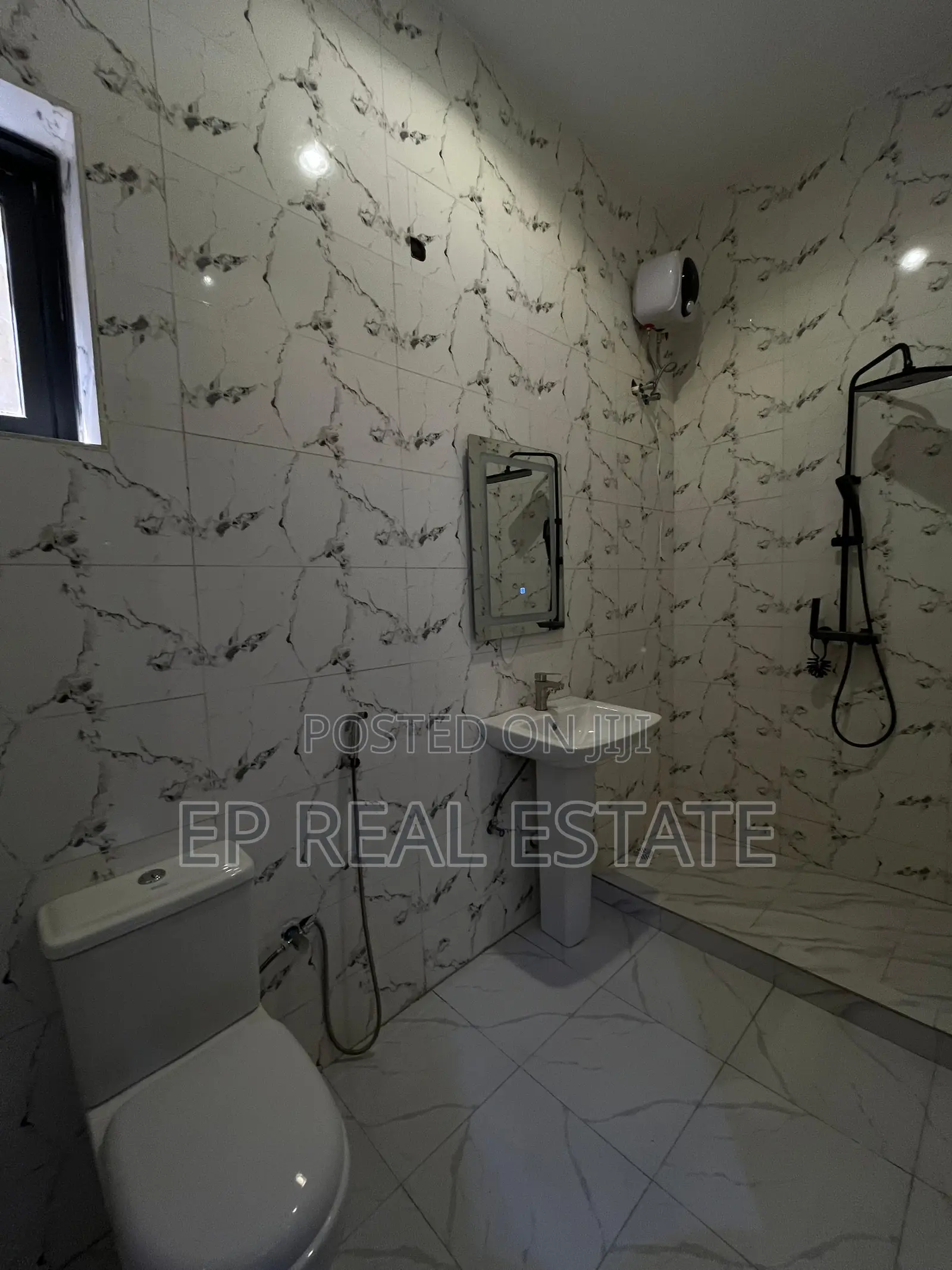 4bdrm Duplex in Gaduwa for sale in Gaduwa