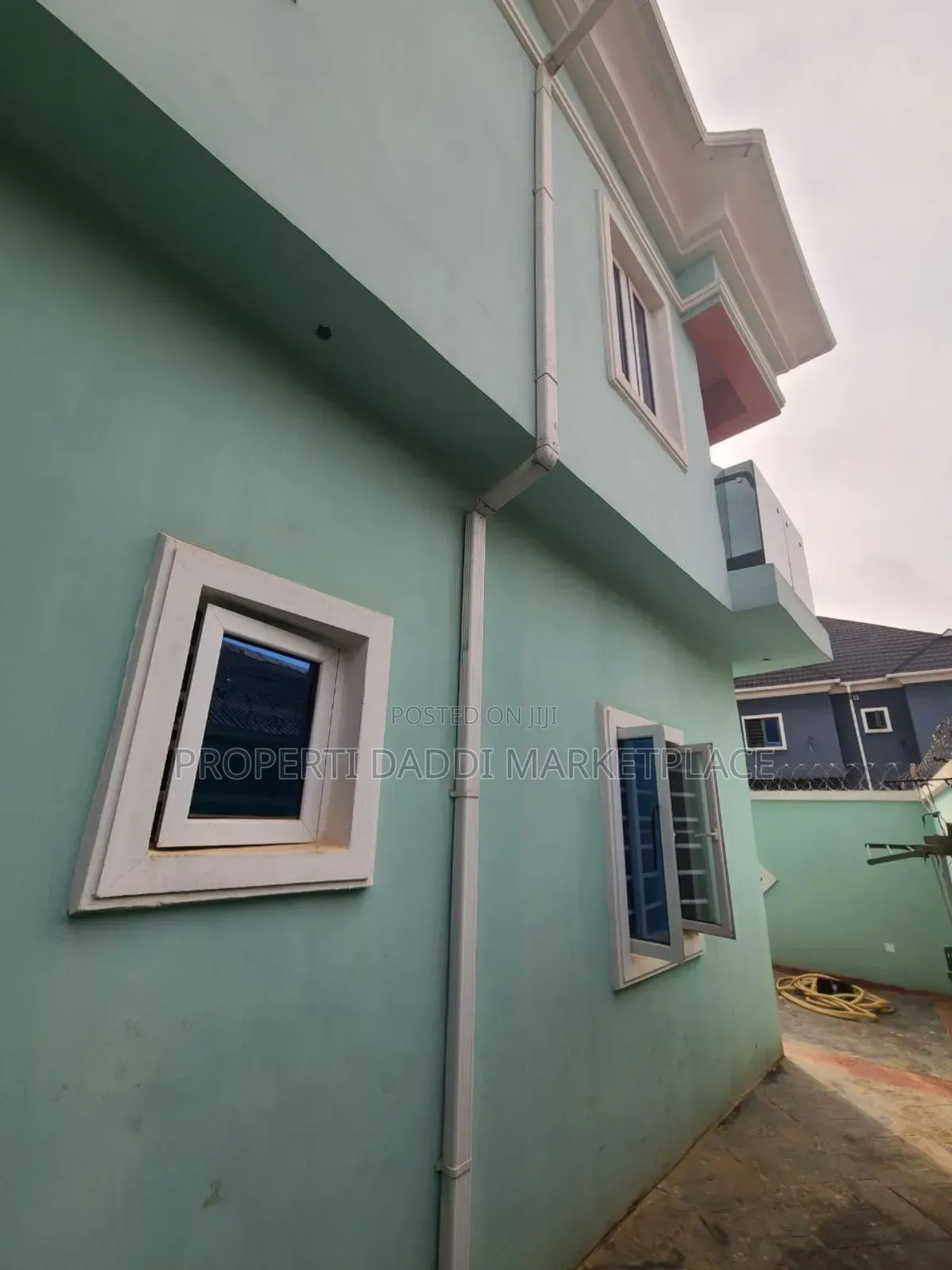 4bdrm Duplex in 2 Storey Estate, Baruwa for sale in Baruwa