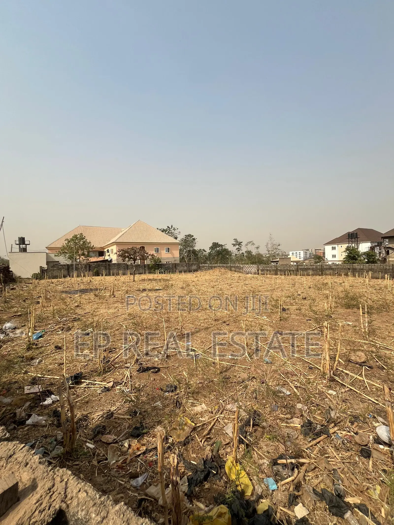 Residential Plot of Land in Durumi