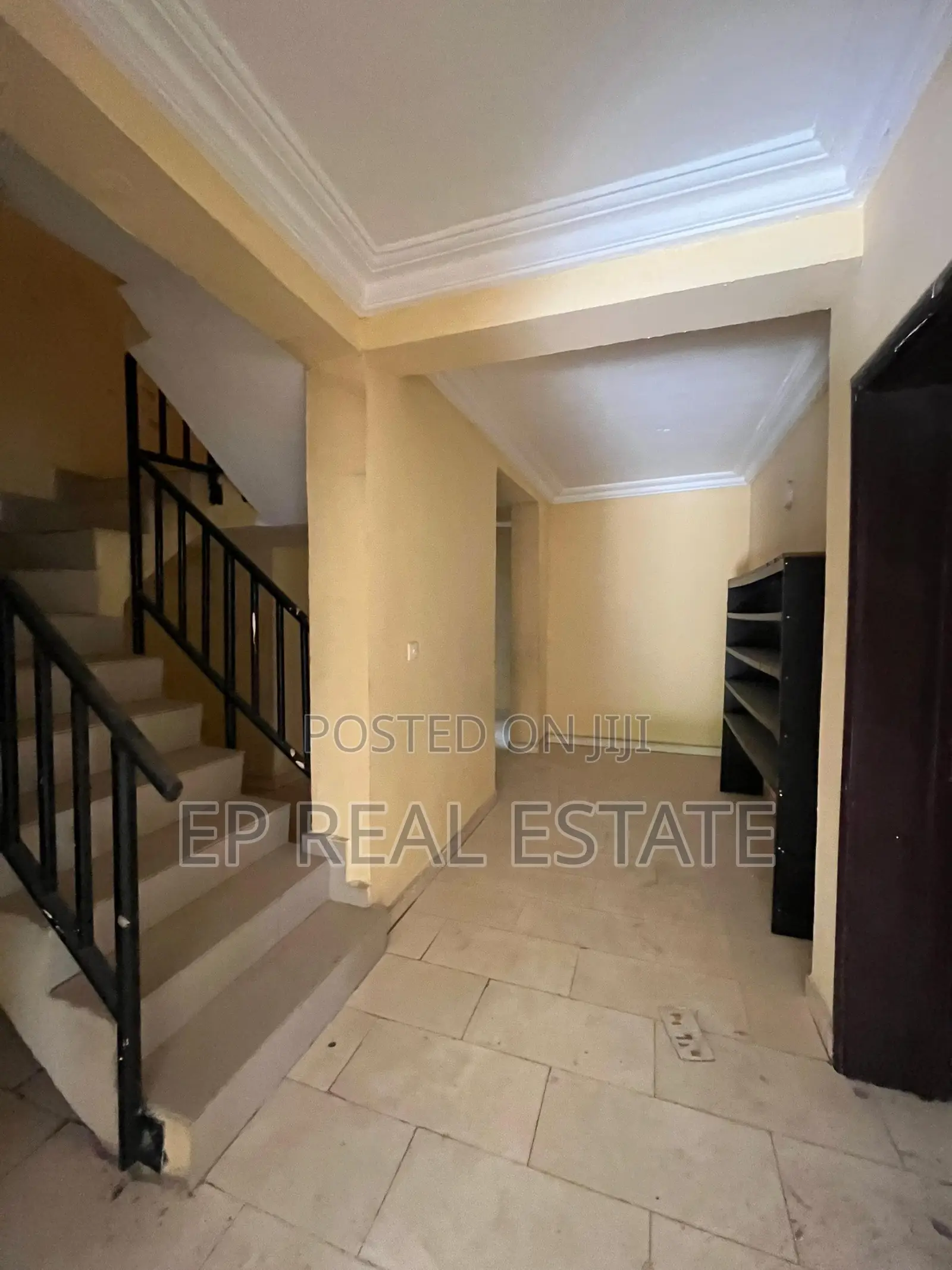 5bdrm House in Kaura for sale in Kaura