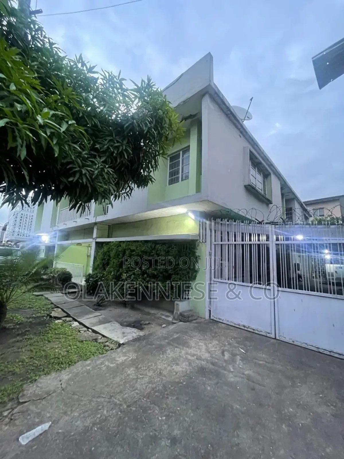 5bedroom Fully Detached House + 6rms Bq in Bode Thomas