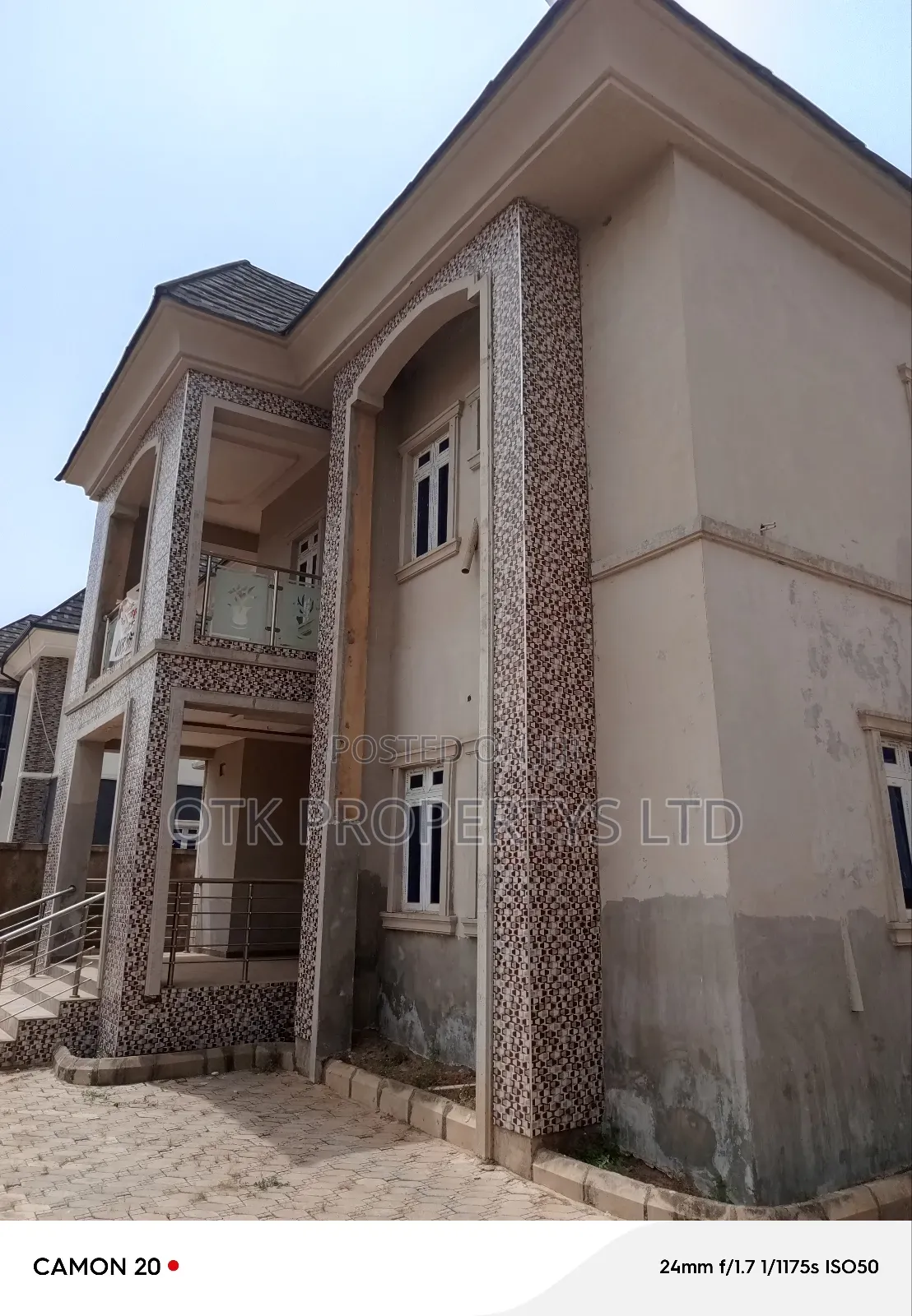 5bdrm Duplex in Efab Metropolis, Gwarinpa for sale in Gwarinpa