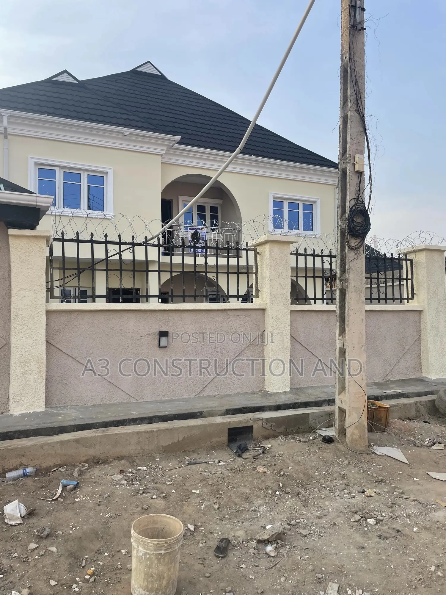 3bdrm Duplex in Oke-Badan, Akobo for sale in Akobo