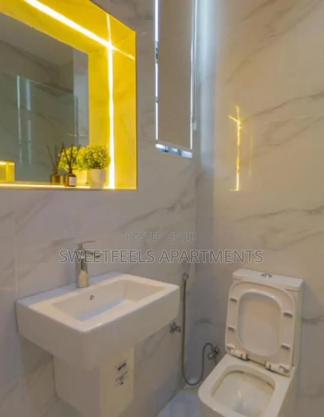 Brand New Luxury 2bed Penthouse With Pool in Lekki Phase 1