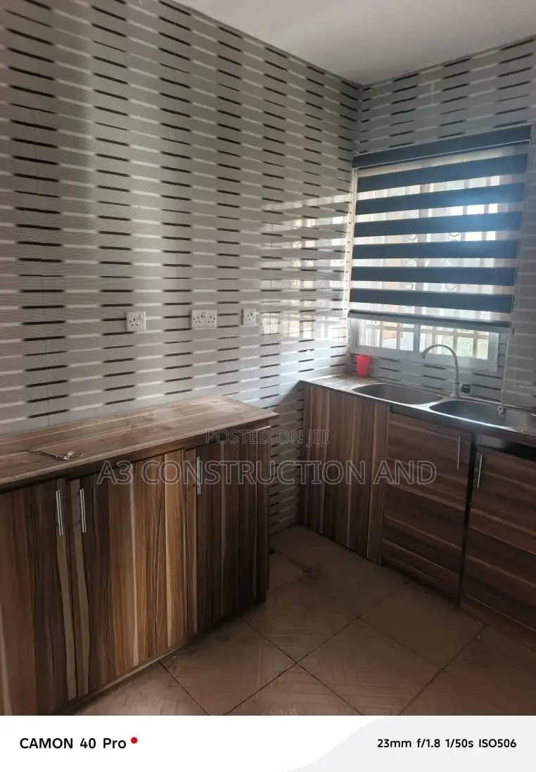 2bdrm Block of Flats in Okebadan Estate for rent in Akobo