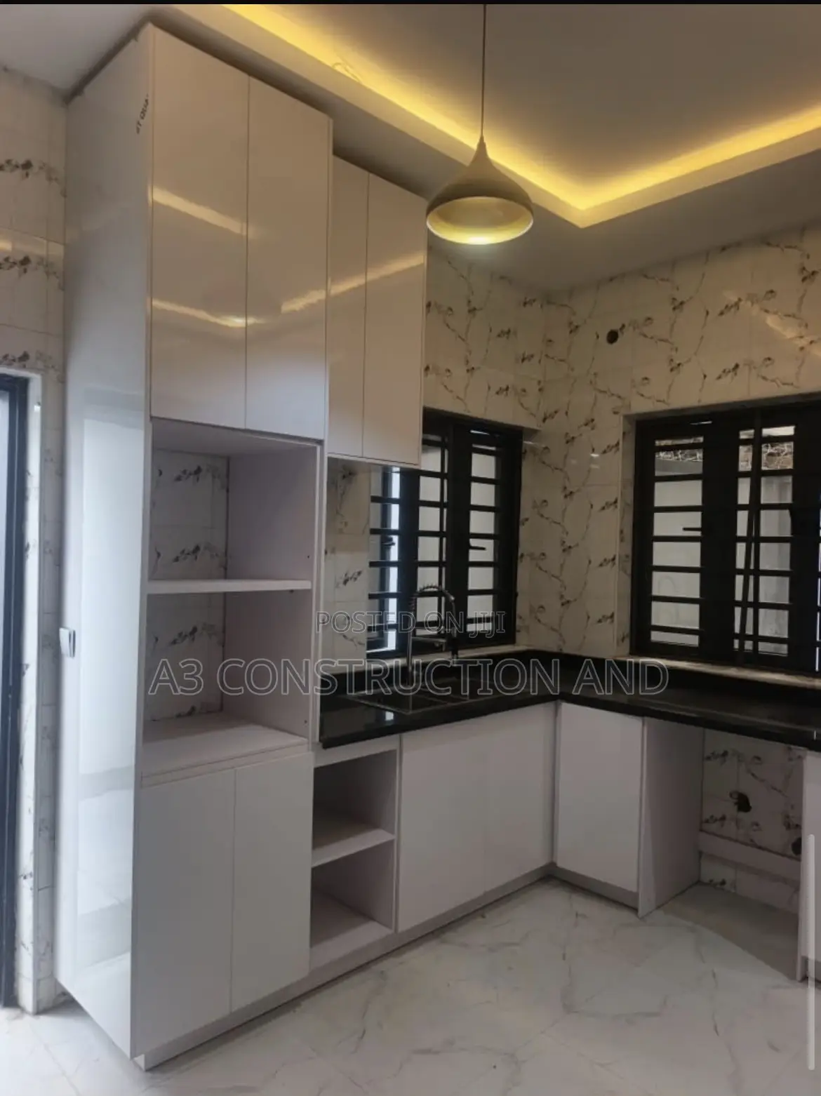 3bdrm Block of Flats in Kolapoe Ishola Gra, for rent in Akobo