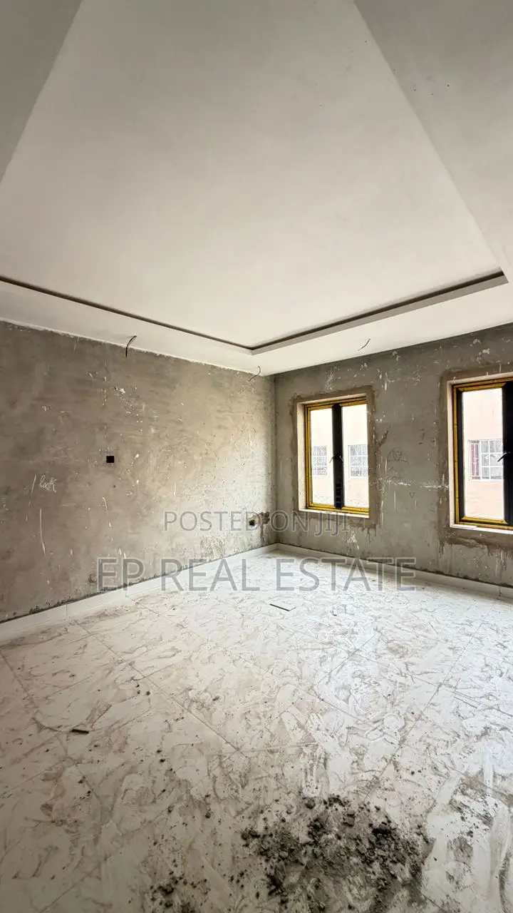 3bdrm Apartment in Kaura for sale in Kaura