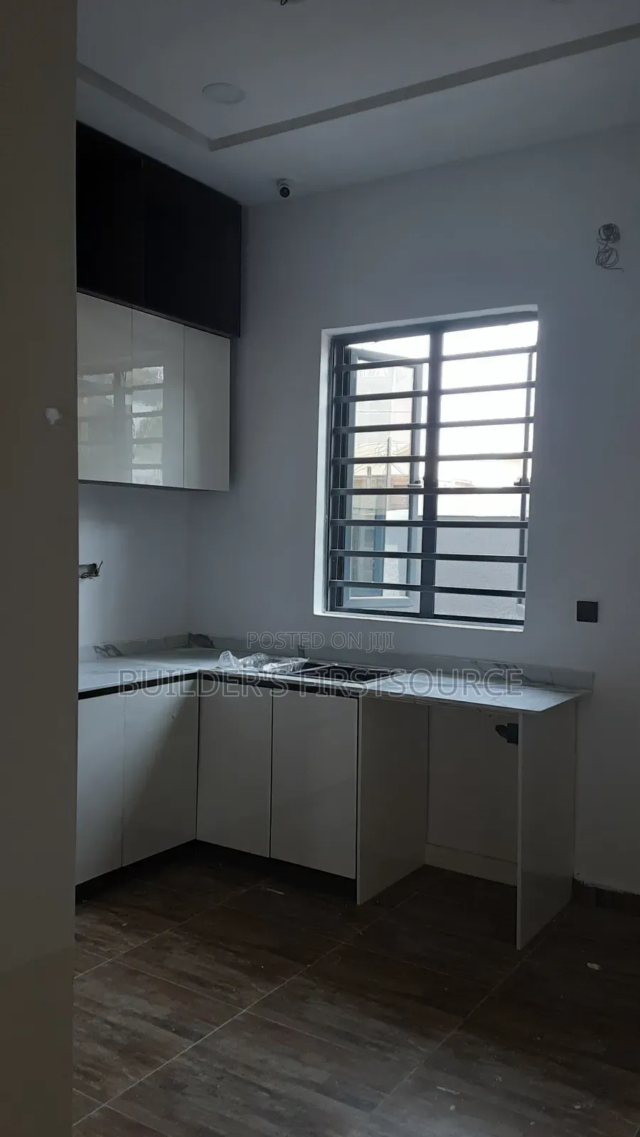 4bdrm Duplex in Atlantic View Estate, Igbo-efon for sale in Igbo-efon