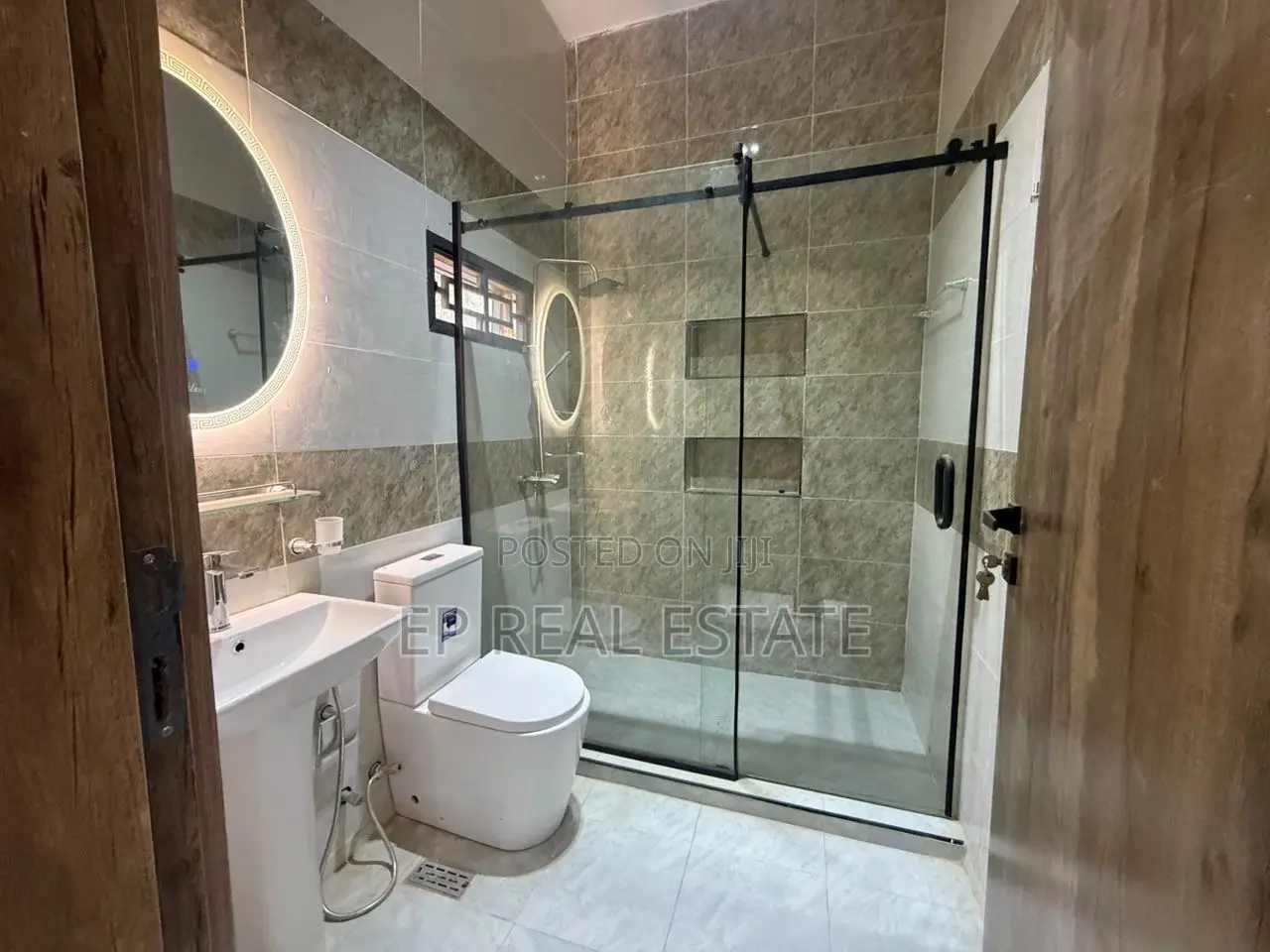 5bdrm House in Asokoro for sale in Asokoro