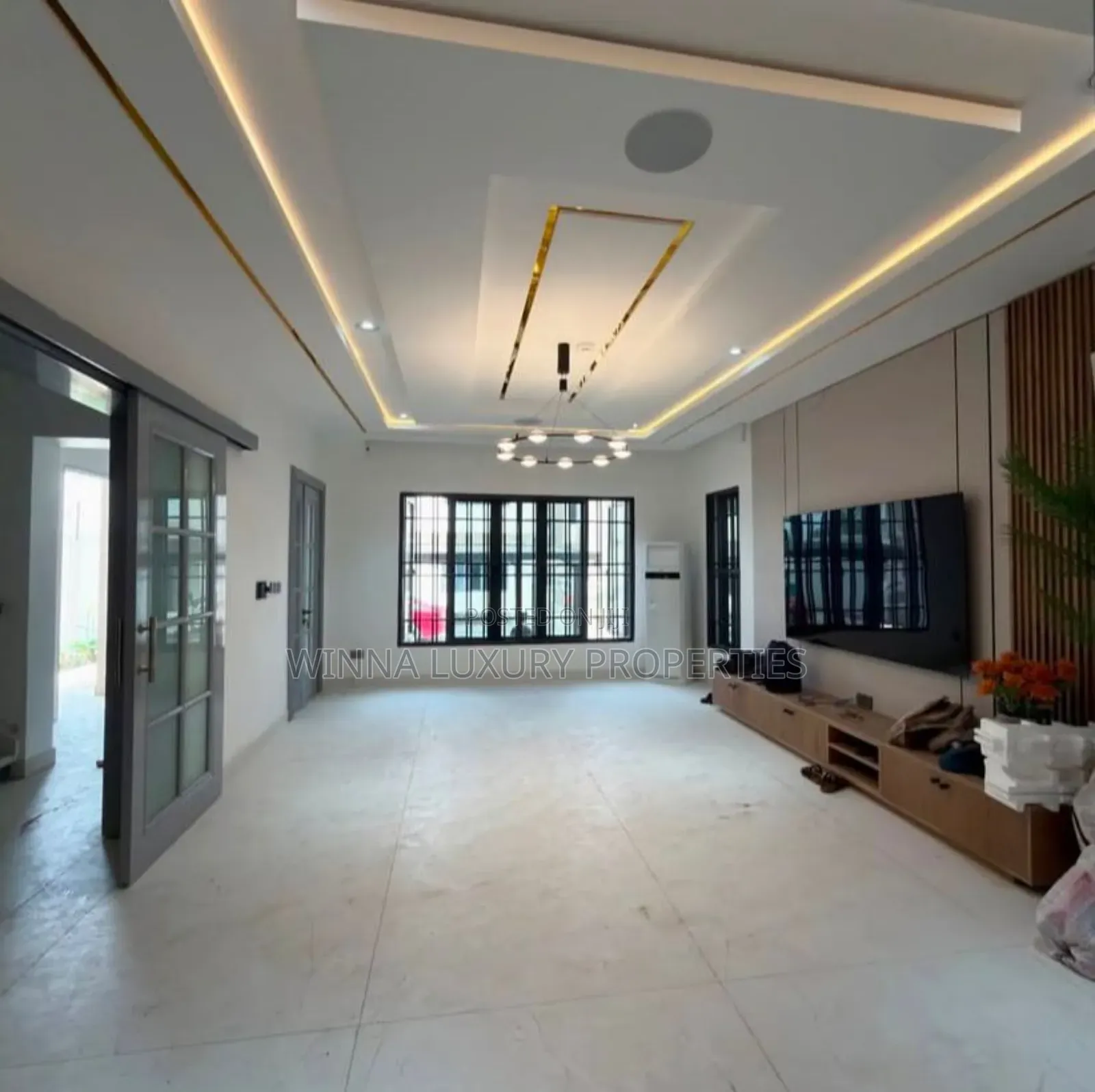 5bdrm Duplex in Wuse Zone for sale in Wuse