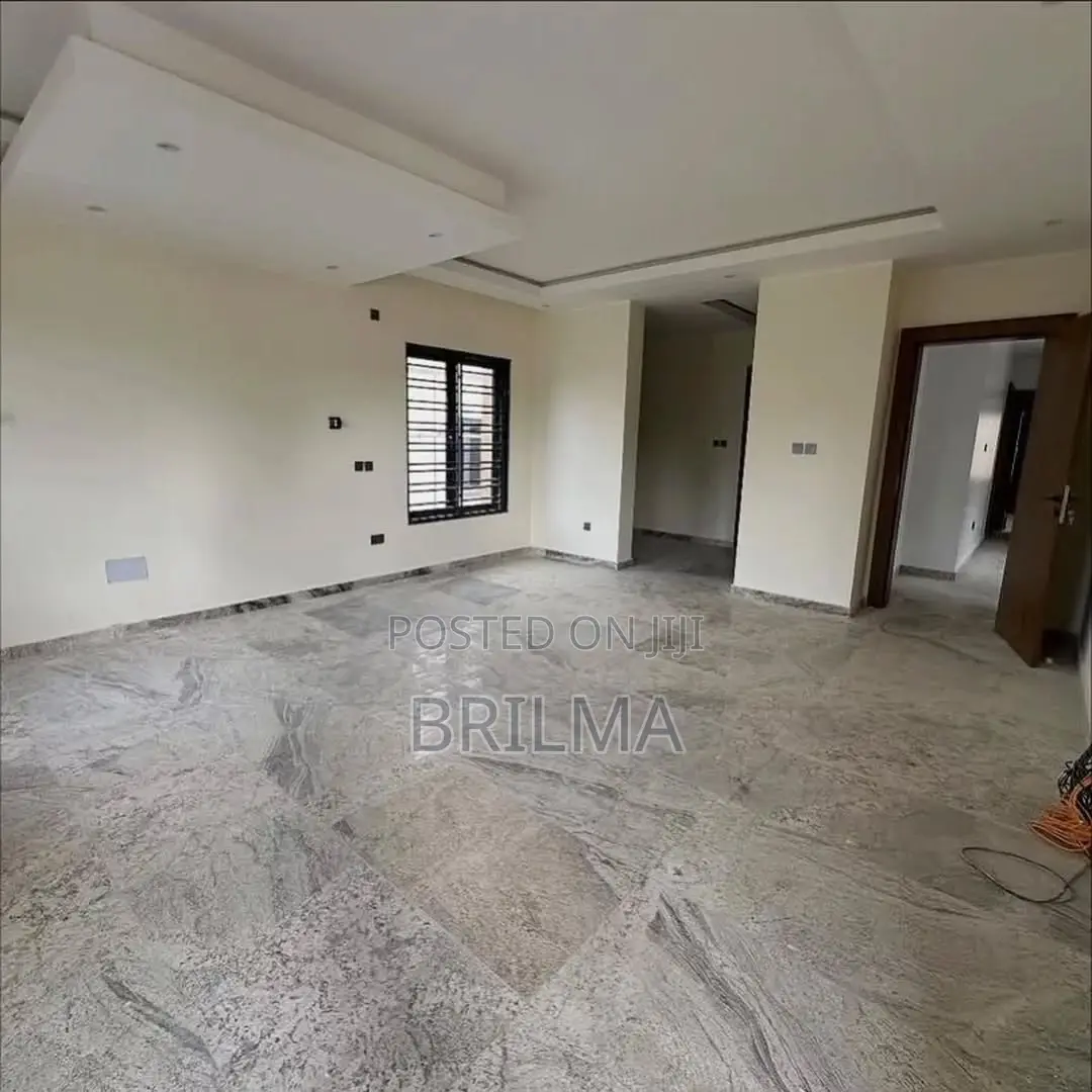 4bdrm Duplex in Life Camp for sale in Life Camp