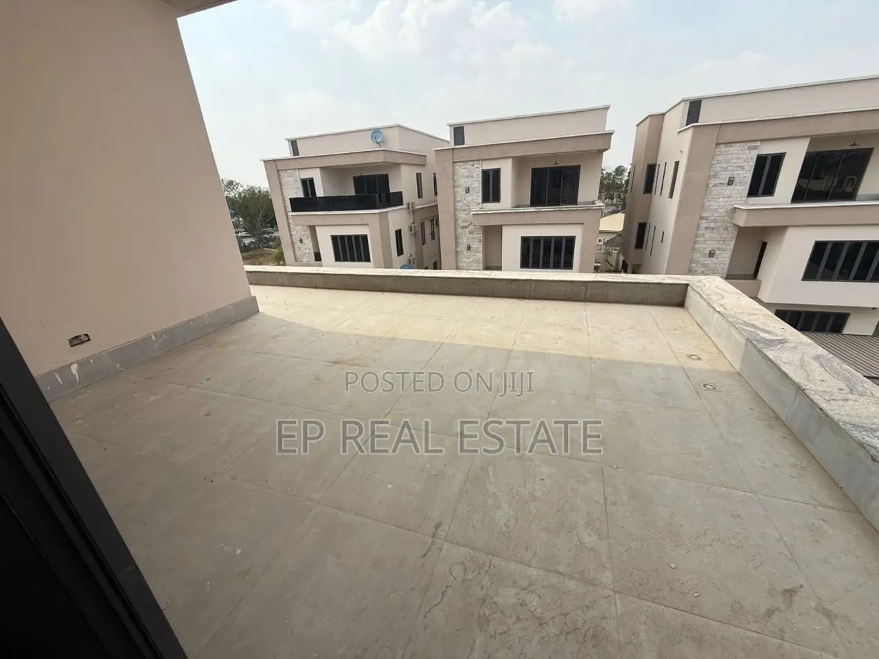 5bdrm Duplex in Zone 7 / Wuse for sale in Zone 7 / Wuse