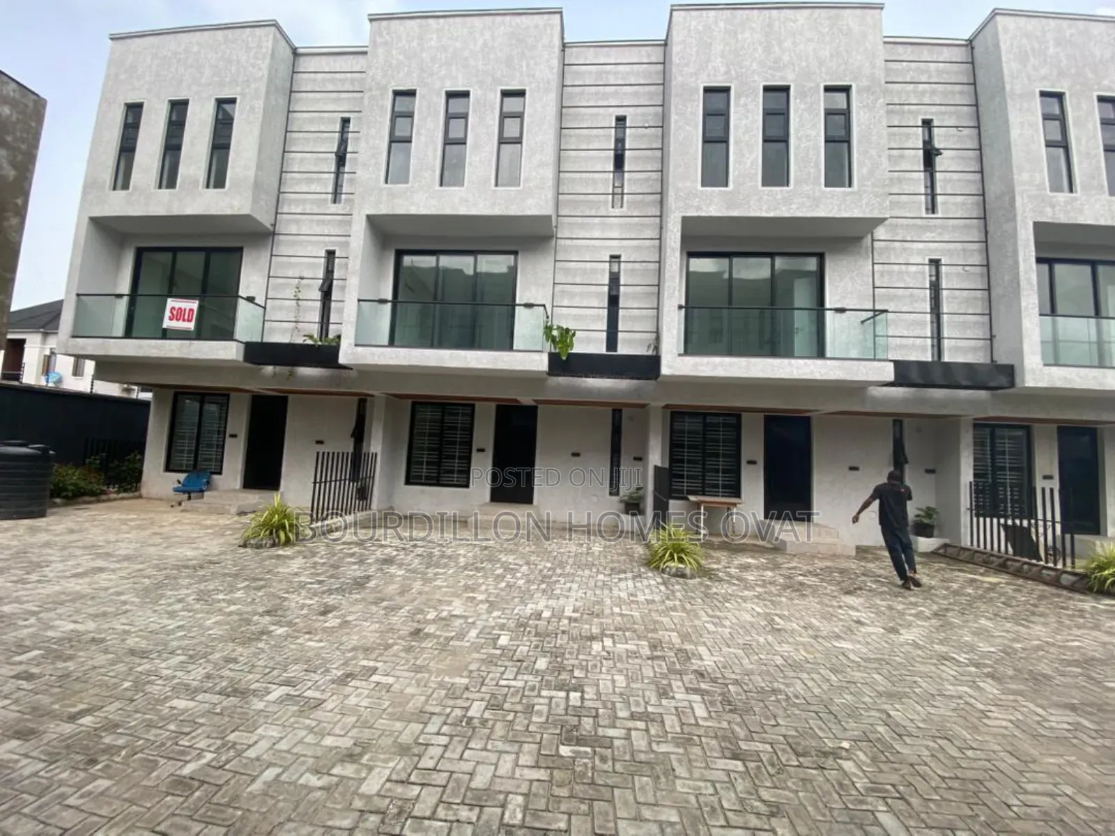 4bdrm Duplex in Ikate Lekki Lagos for sale in Ikate