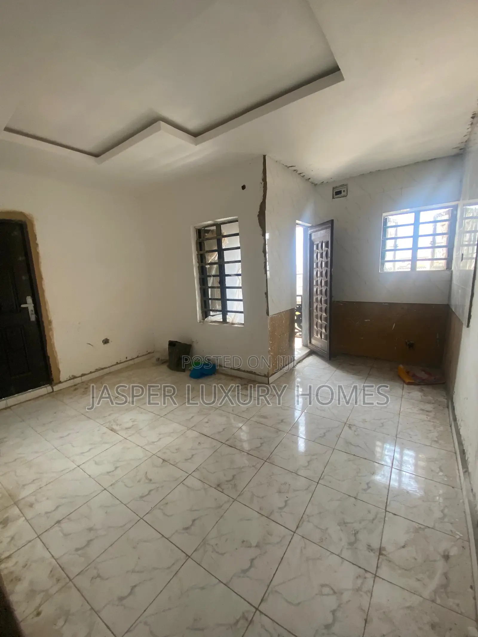 Mini Flat in Ojota for rent in Ojota