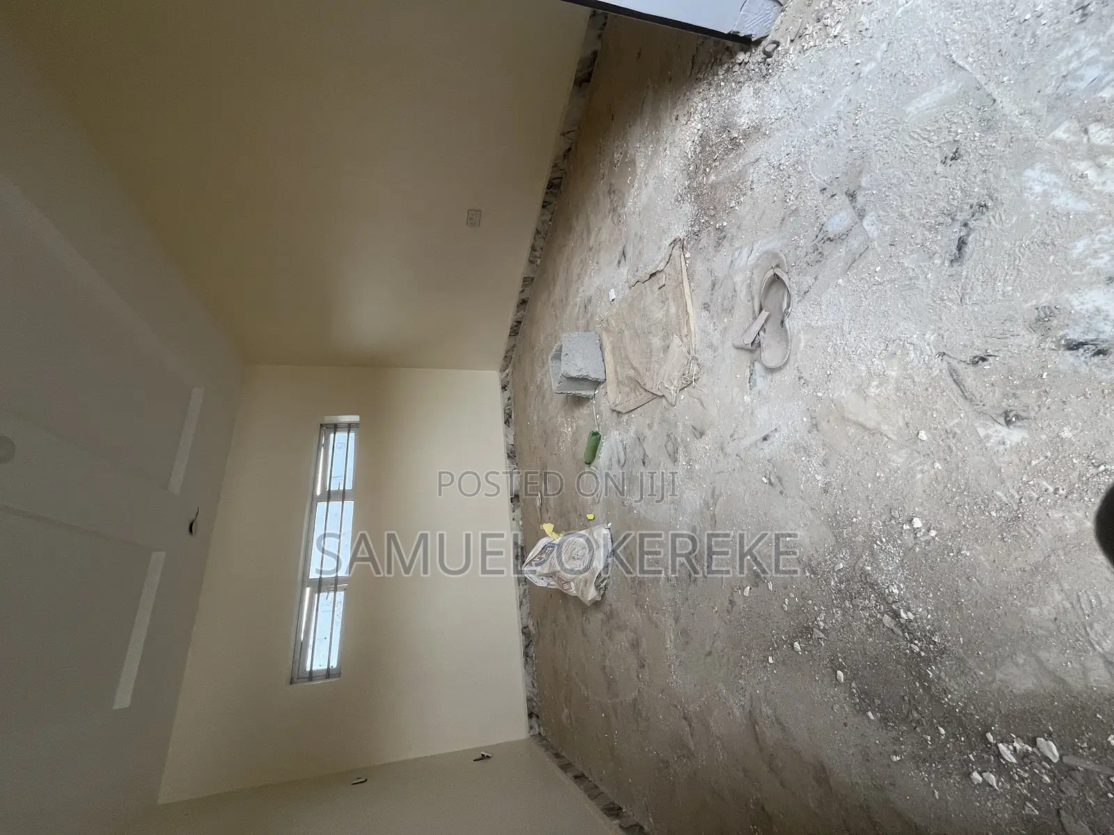 Shop for Rent (3.6m X 4m) Personal Toilet 100+ Resident Customers in Mpape