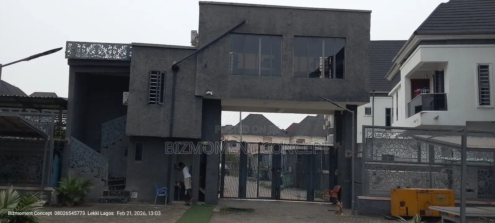 Furnished 4bdrm Townhouse/Terrace in Chevron for sale in Chevron