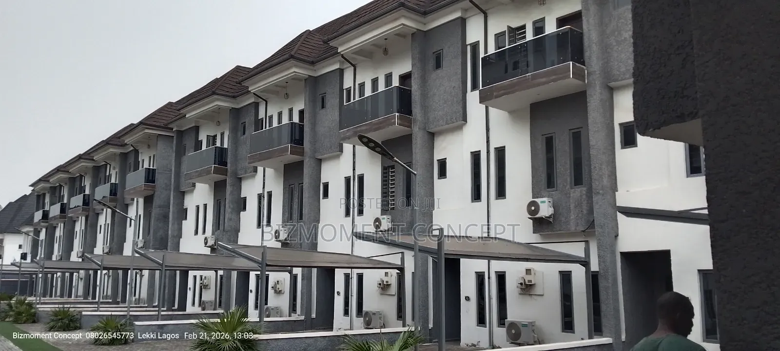 Furnished 4bdrm Townhouse/Terrace in Chevron for sale in Chevron