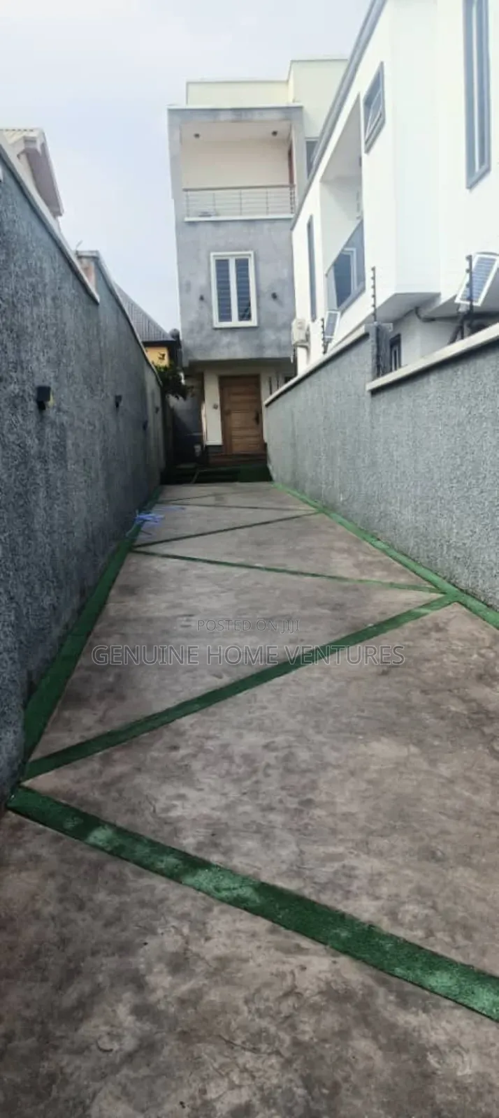 4bdrm Duplex in Okupe Estate, Mende for rent in Mende