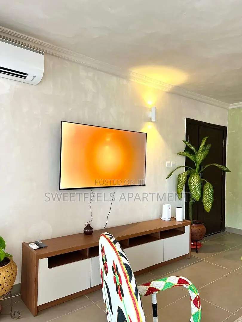 2-Bedroom Retreat in the Heart of Victoria Island in Victoria Island Extension