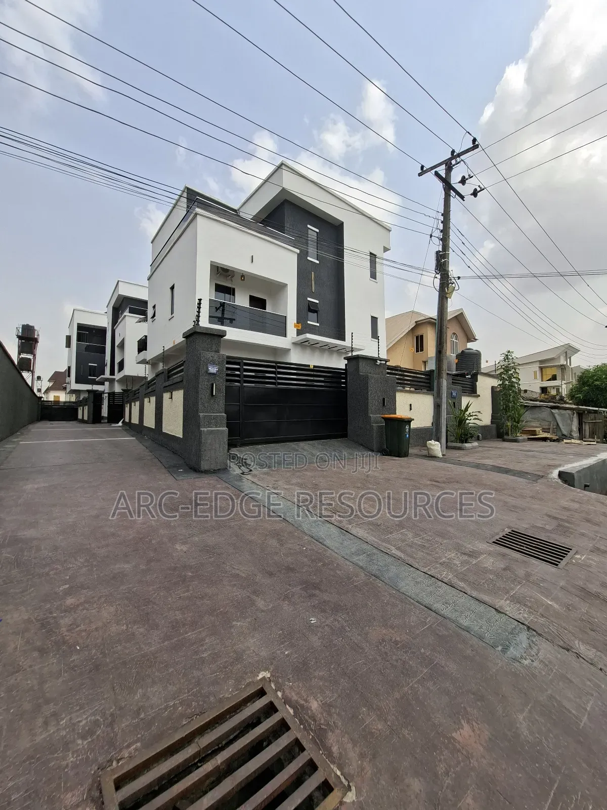 5bdrm Duplex in Apple Junction for sale in Apple Junction
