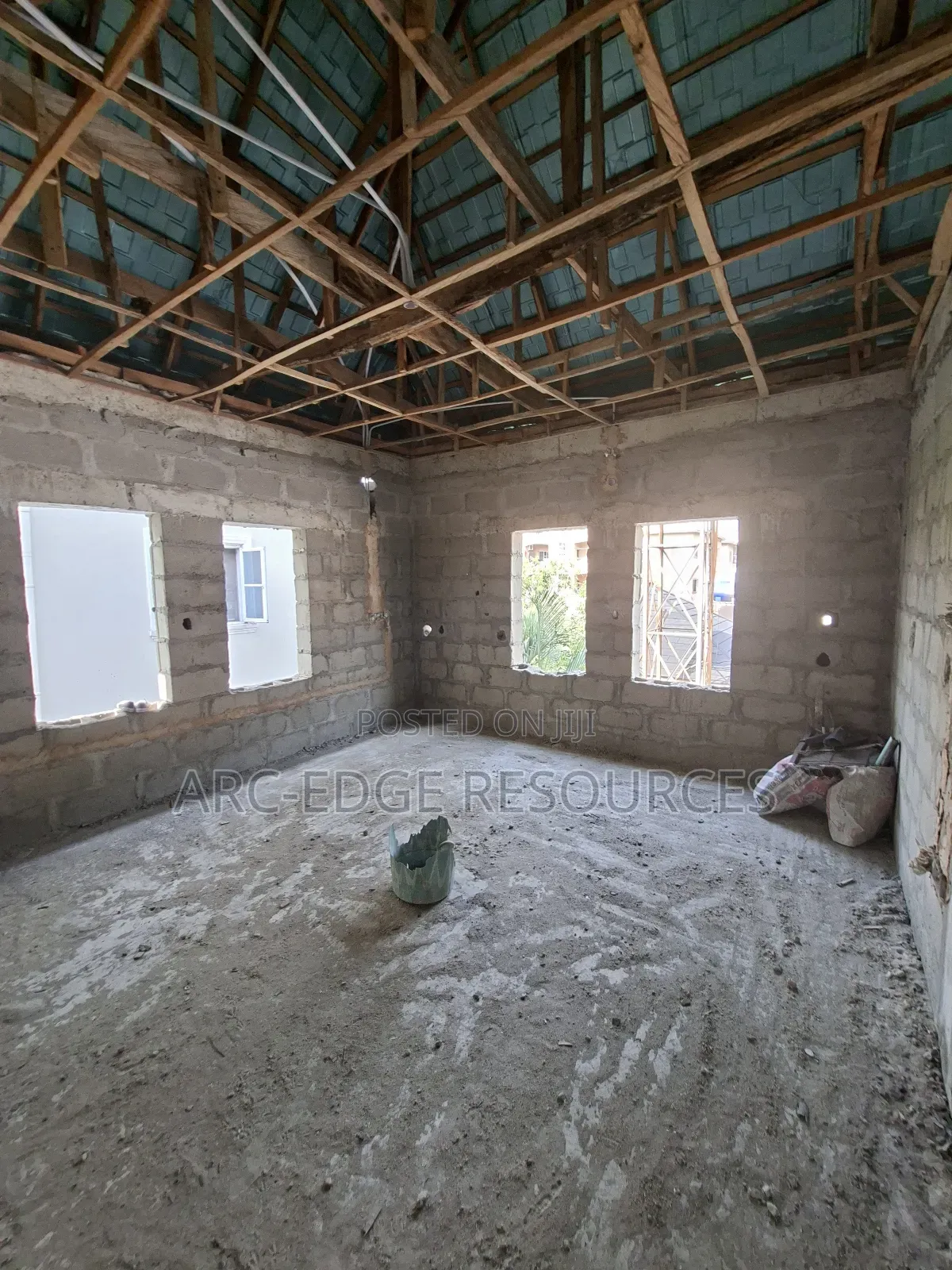 3bdrm Block of Flats in Ago Palace for sale in Ago Palace
