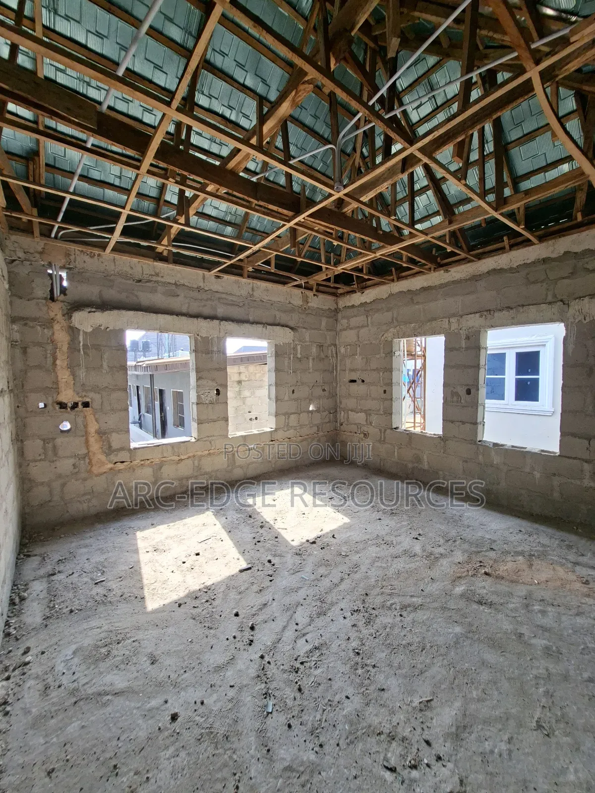 3bdrm Block of Flats in Ago Palace for sale in Ago Palace
