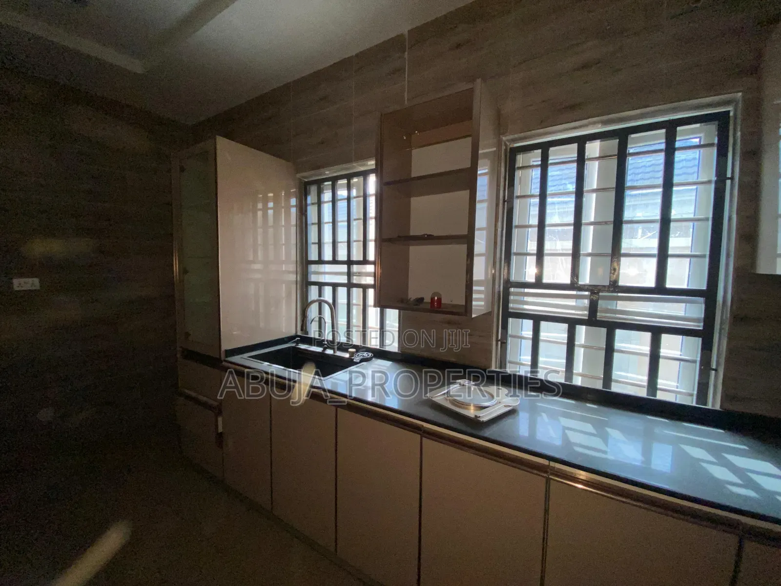 4bdrm Duplex in Gwarinpa for sale in Gwarinpa