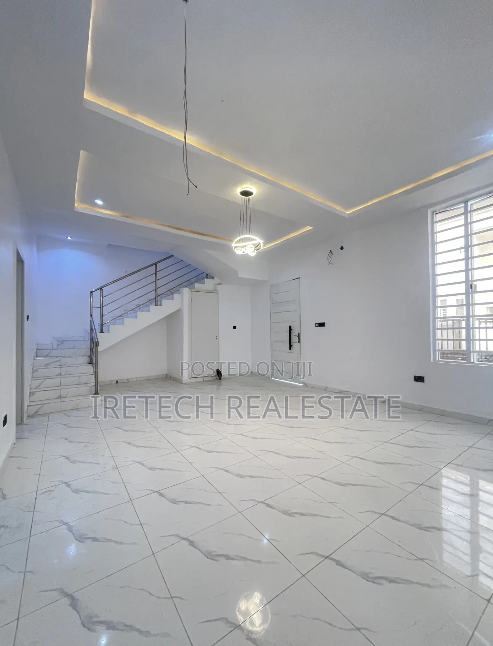 4bdrm Duplex in Ikota Gra for sale in Ikota