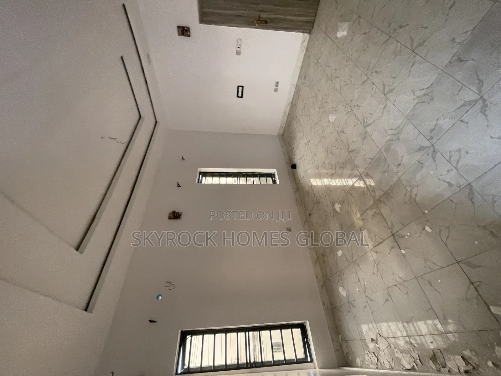 4bdrm Duplex in Ikota for rent in Ikota