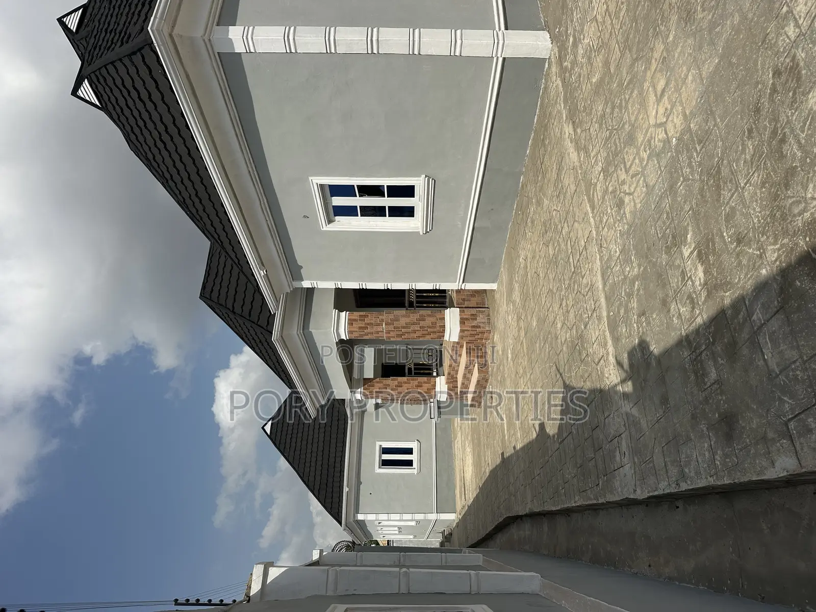 Furnished 2bdrm Bungalow in Olive Estate, Jericho for sale in Jericho
