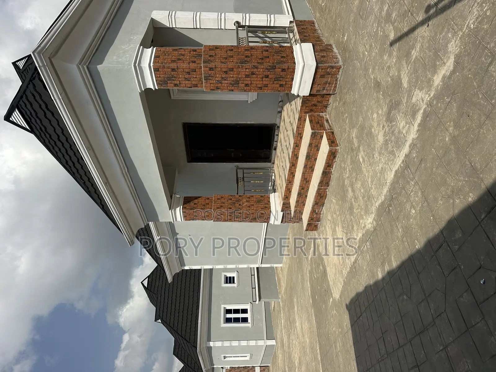 Furnished 2bdrm Bungalow in Olive Estate, Jericho for sale in Jericho