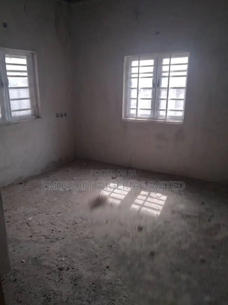 5bdrm Bungalow in Akoto Estate, Akala Express for sale in Akala Express