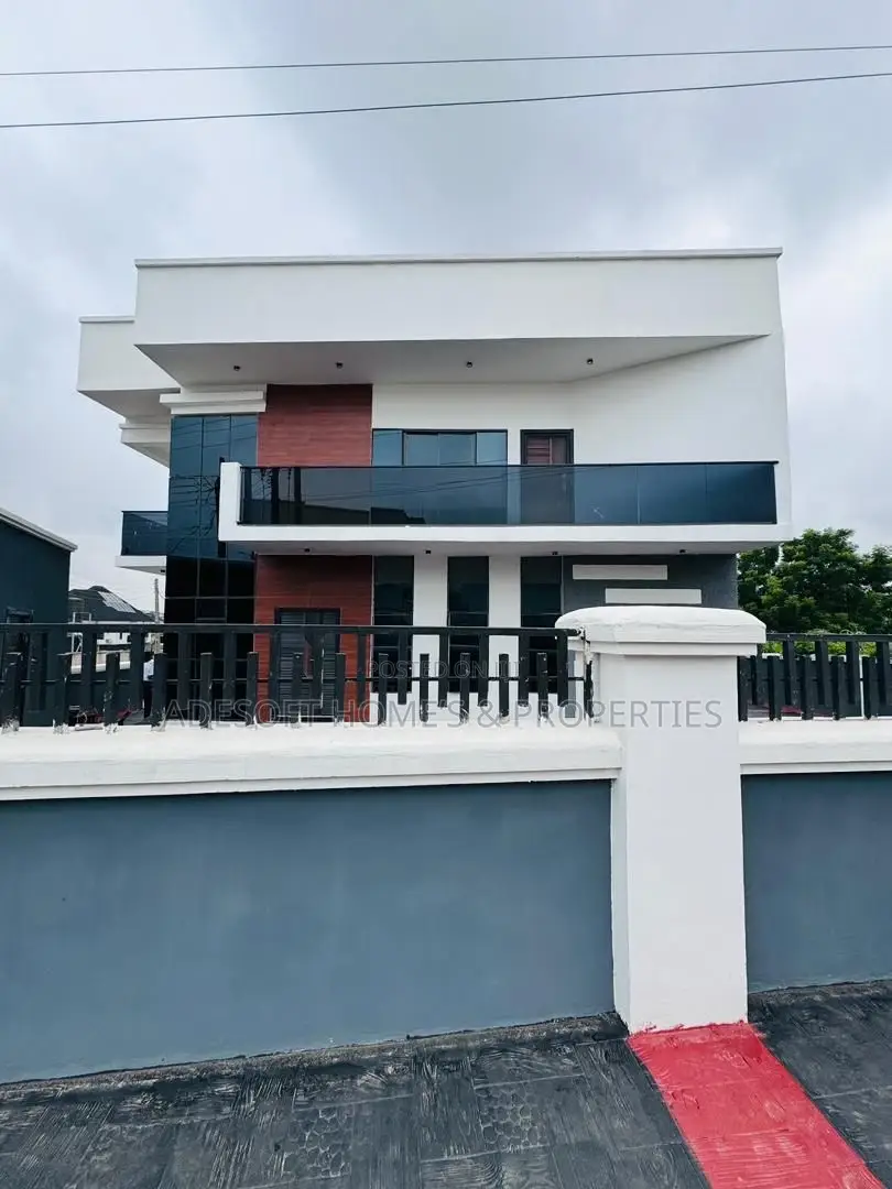 4bdrm Duplex in Carlton Gate, Akobo for sale in Akobo