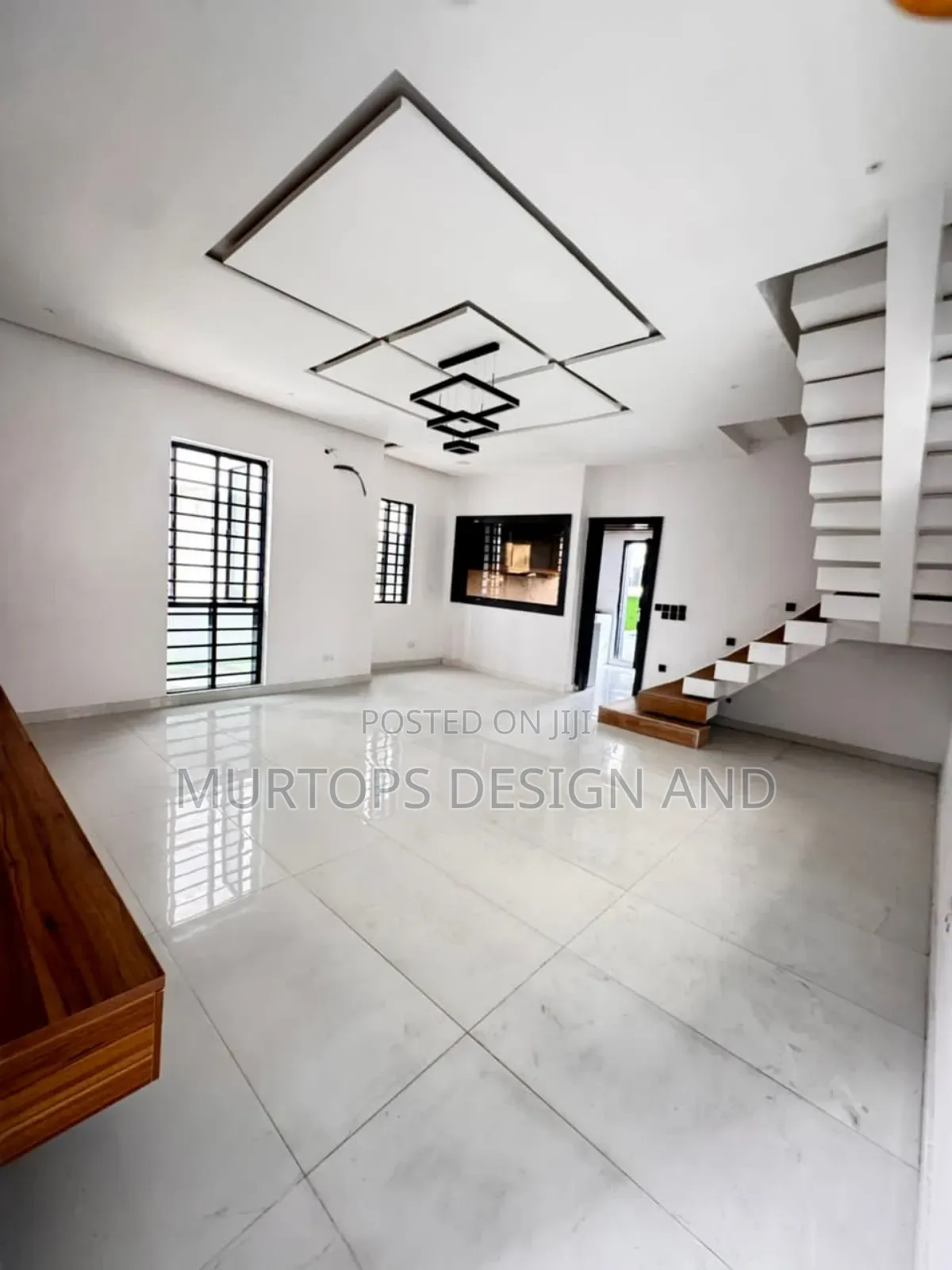 5bdrm Duplex in Lekki Phase 1 for sale in Lekki Phase 1