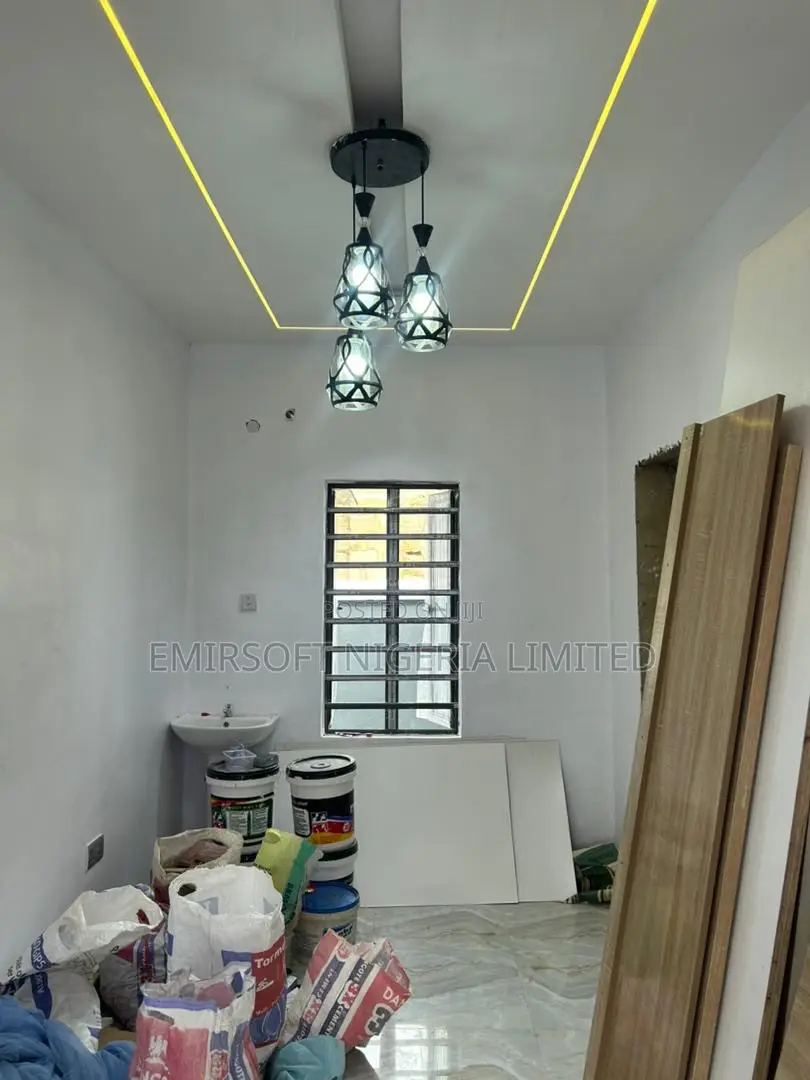 Furnished 3bdrm Bungalow in Ahoyaya Estate, Jericho for sale in Jericho