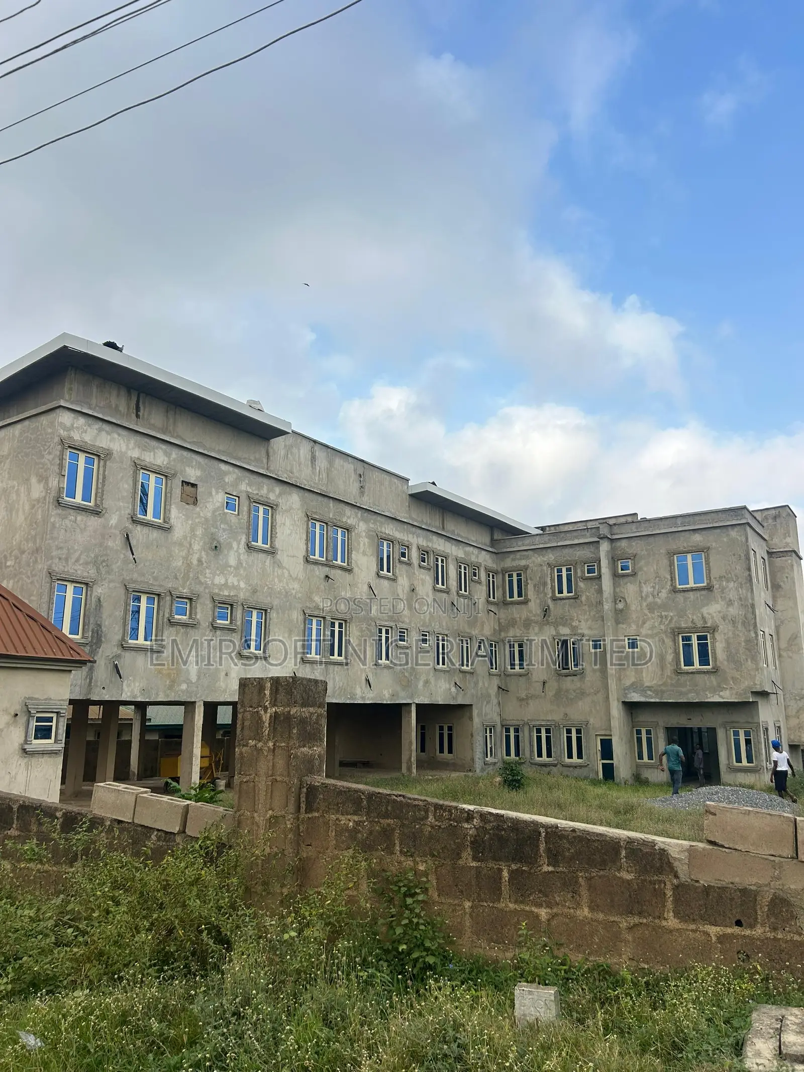 Almost Completed (70%) 33 Rooms Hotel for Sale in Akala Express