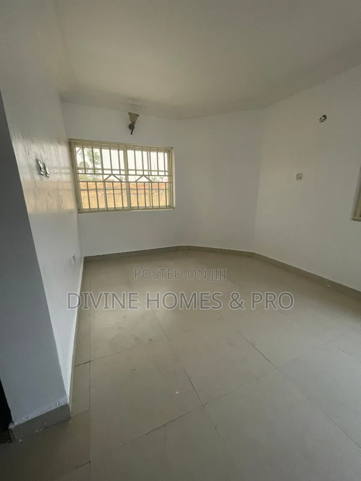 4bdrm Duplex in National Assembly, Apo District for rent in Apo District